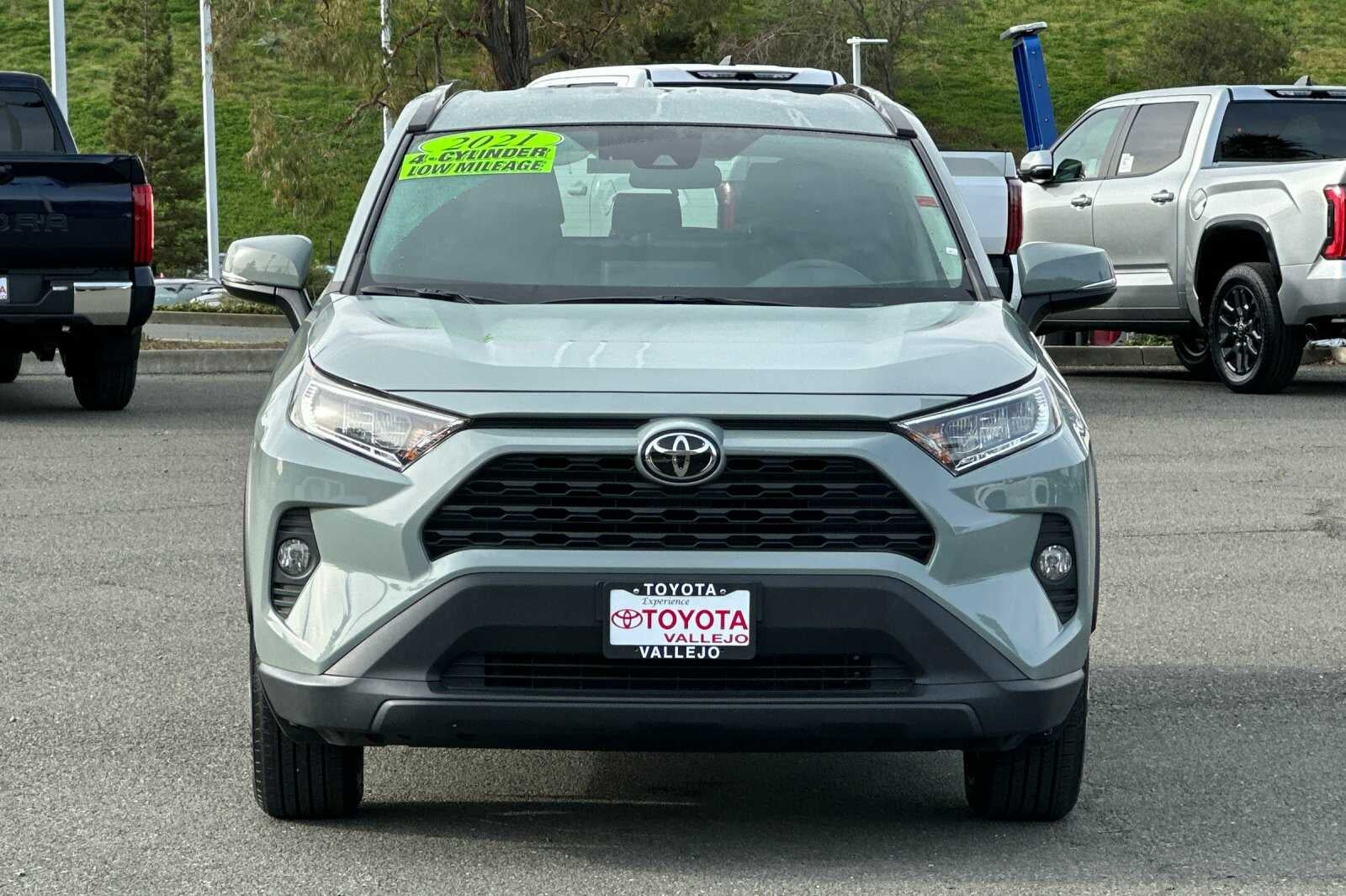 2021 Toyota RAV4 XLE