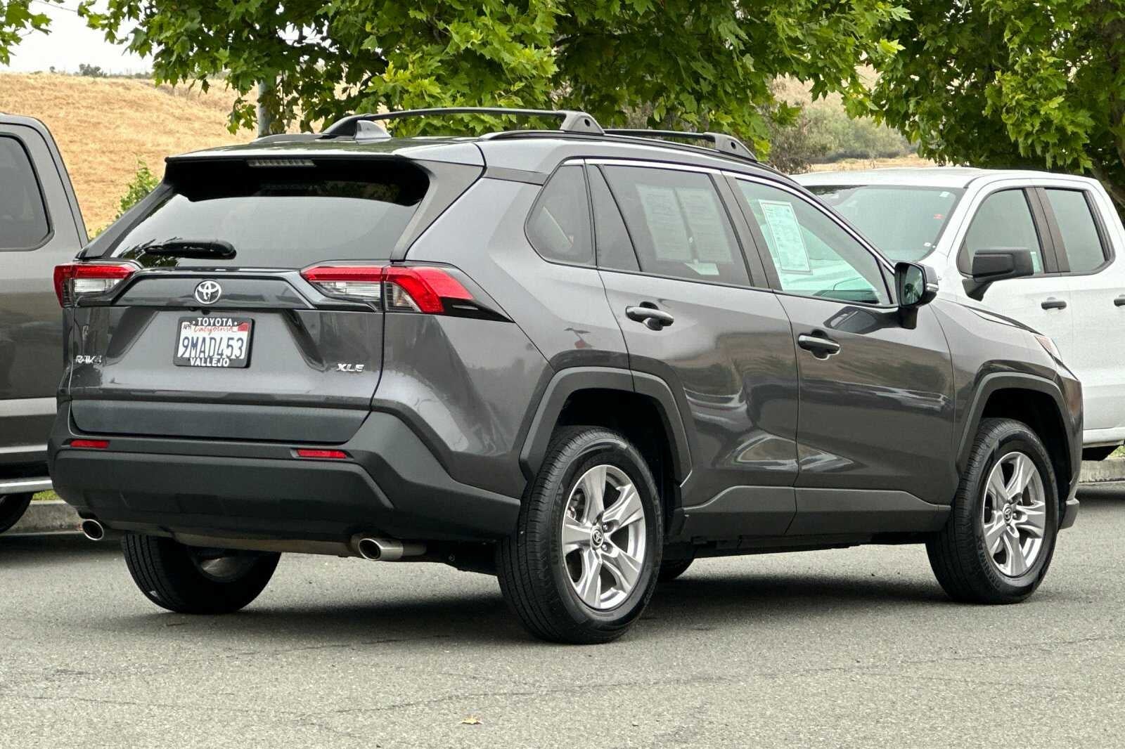 2024 Toyota RAV4 XLE