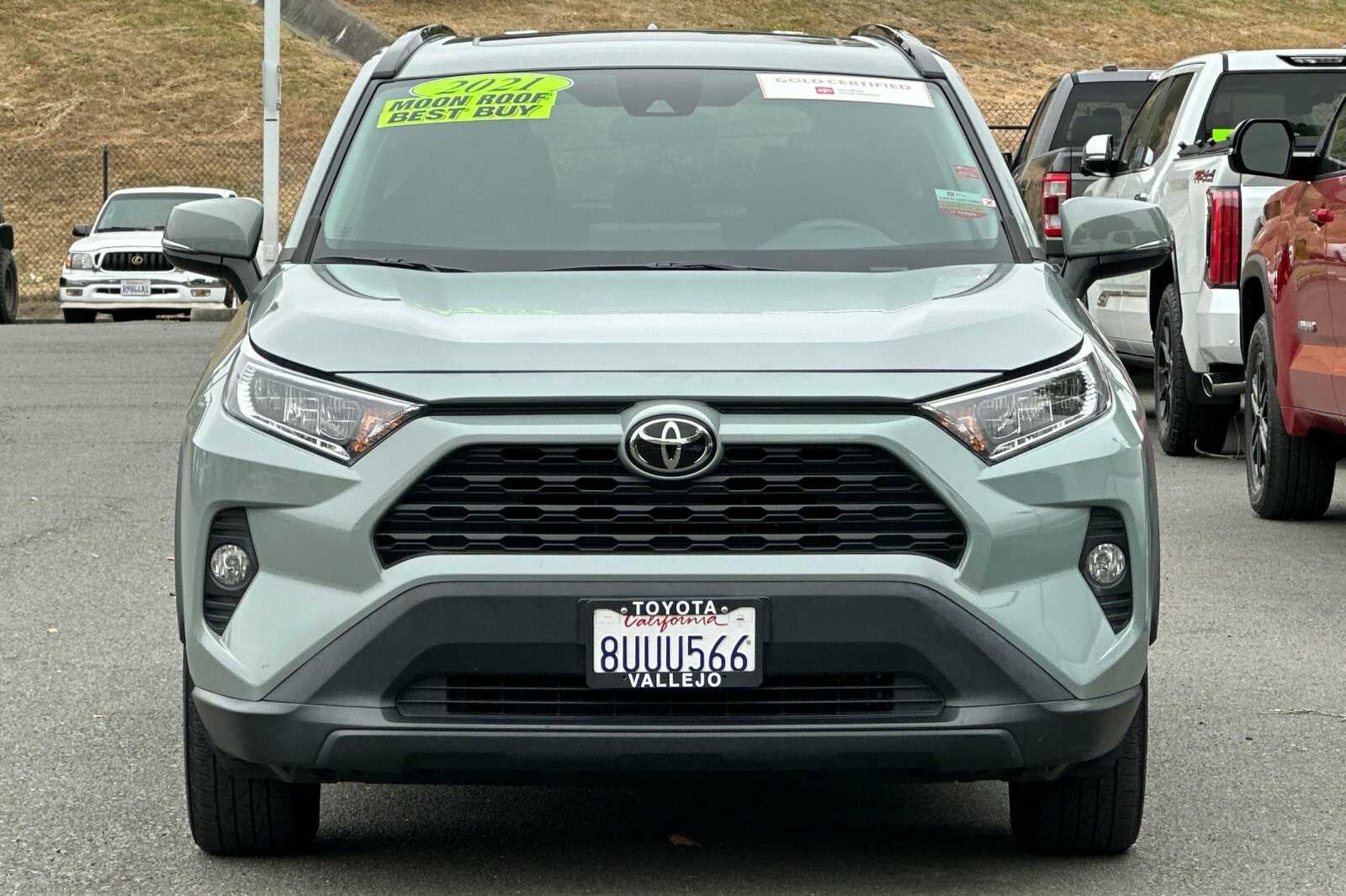 2021 Toyota RAV4 XLE