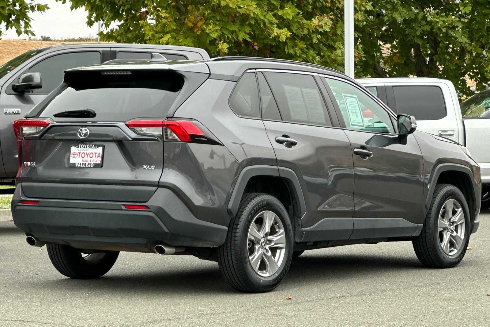 2024 Toyota RAV4 XLE