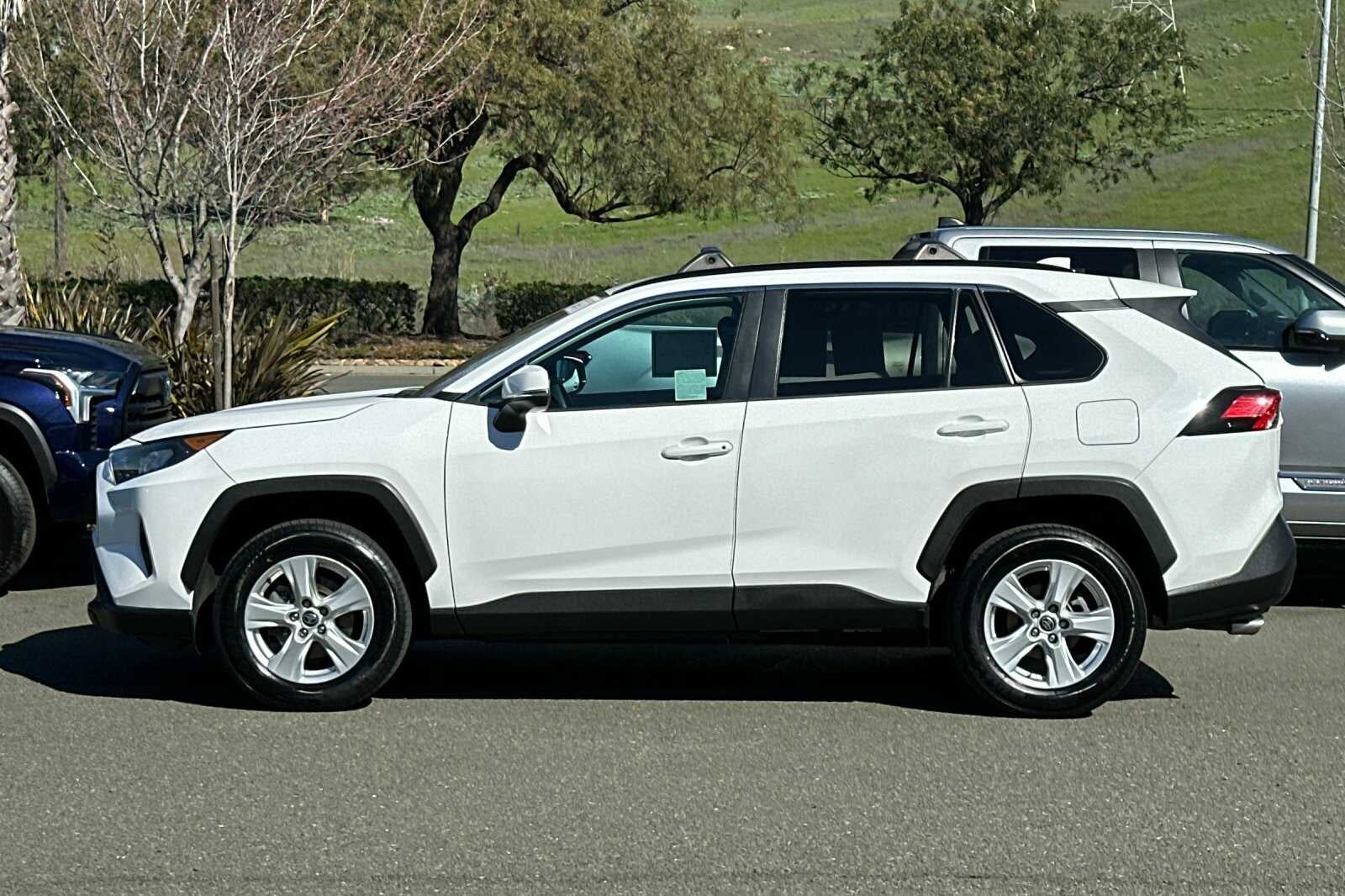 2021 Toyota RAV4 XLE 4D Sport Utility
