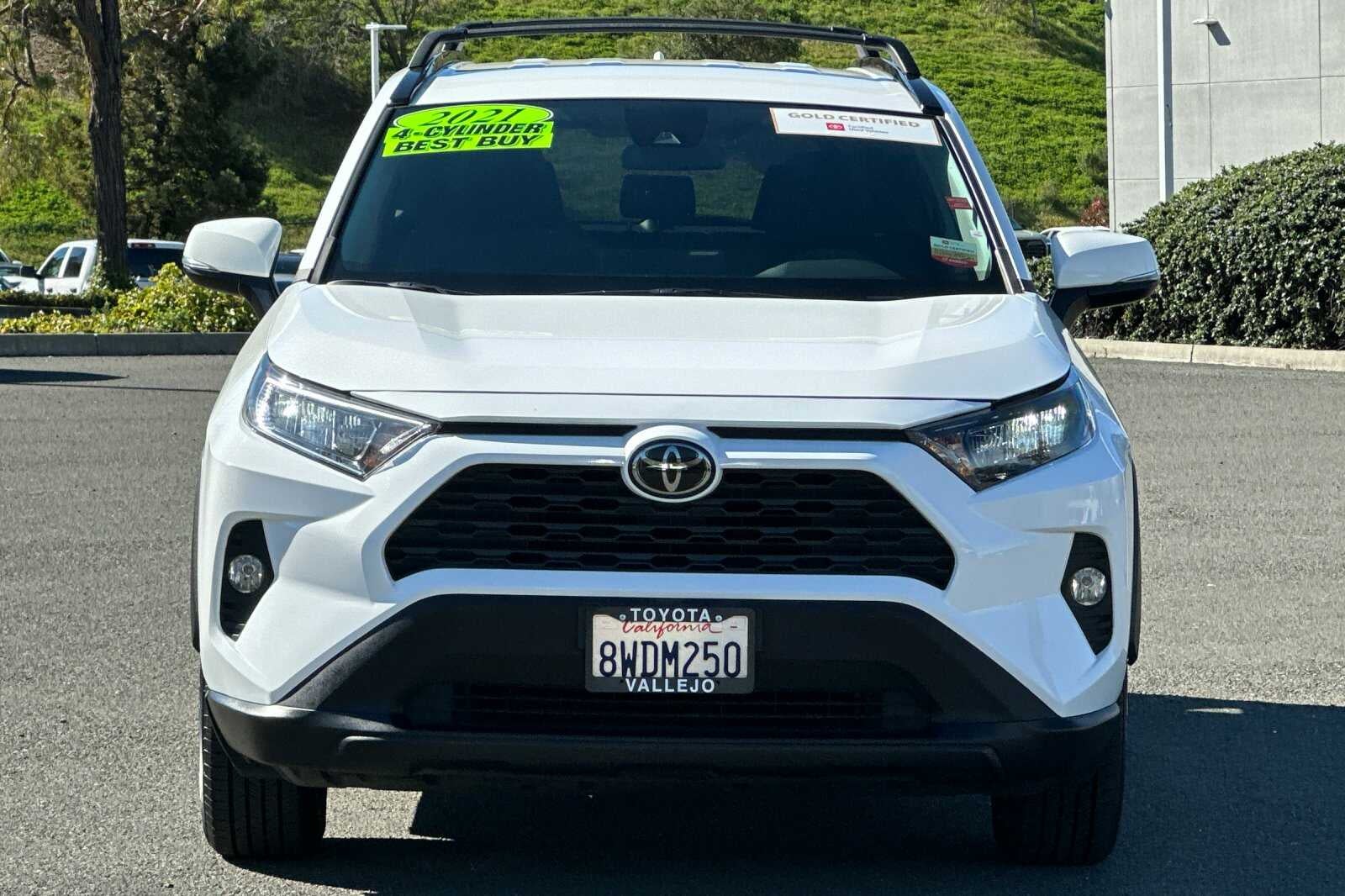 2021 Toyota RAV4 XLE 4D Sport Utility