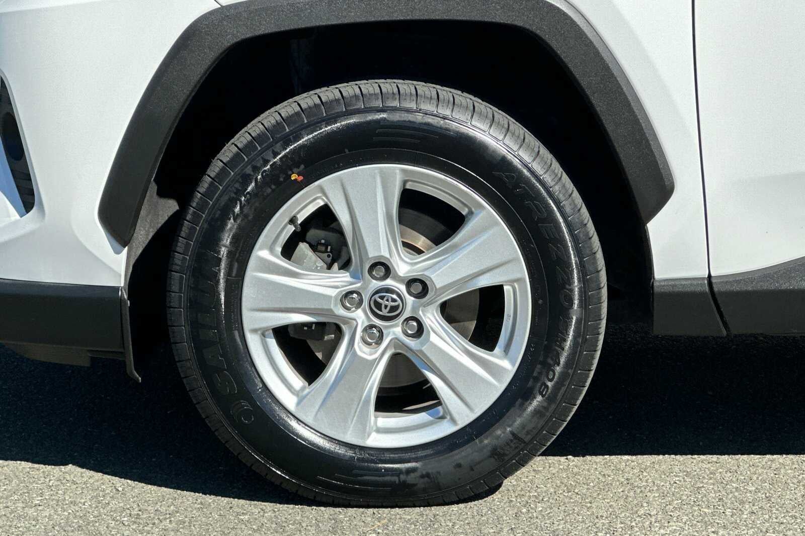 2021 Toyota RAV4 XLE 4D Sport Utility