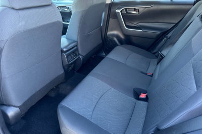 2021 Toyota RAV4 XLE 4D Sport Utility