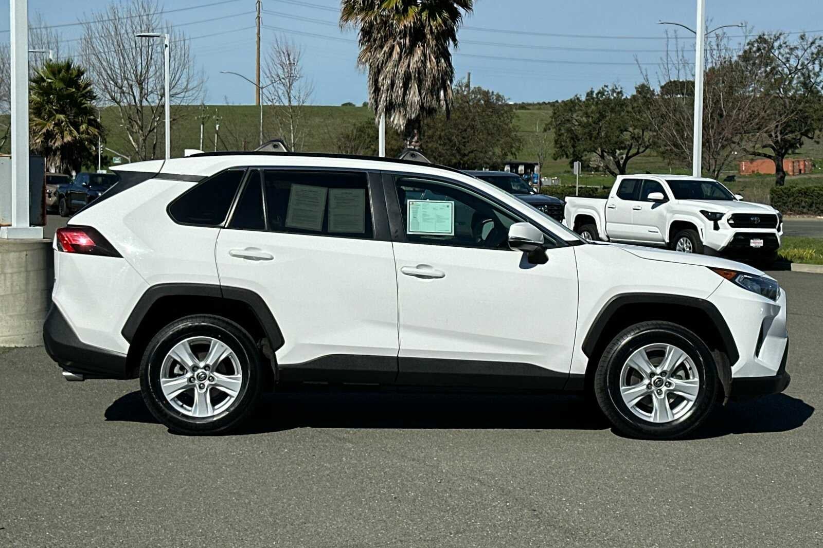 2021 Toyota RAV4 XLE 4D Sport Utility