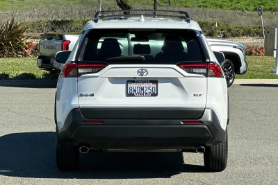 2021 Toyota RAV4 XLE 4D Sport Utility