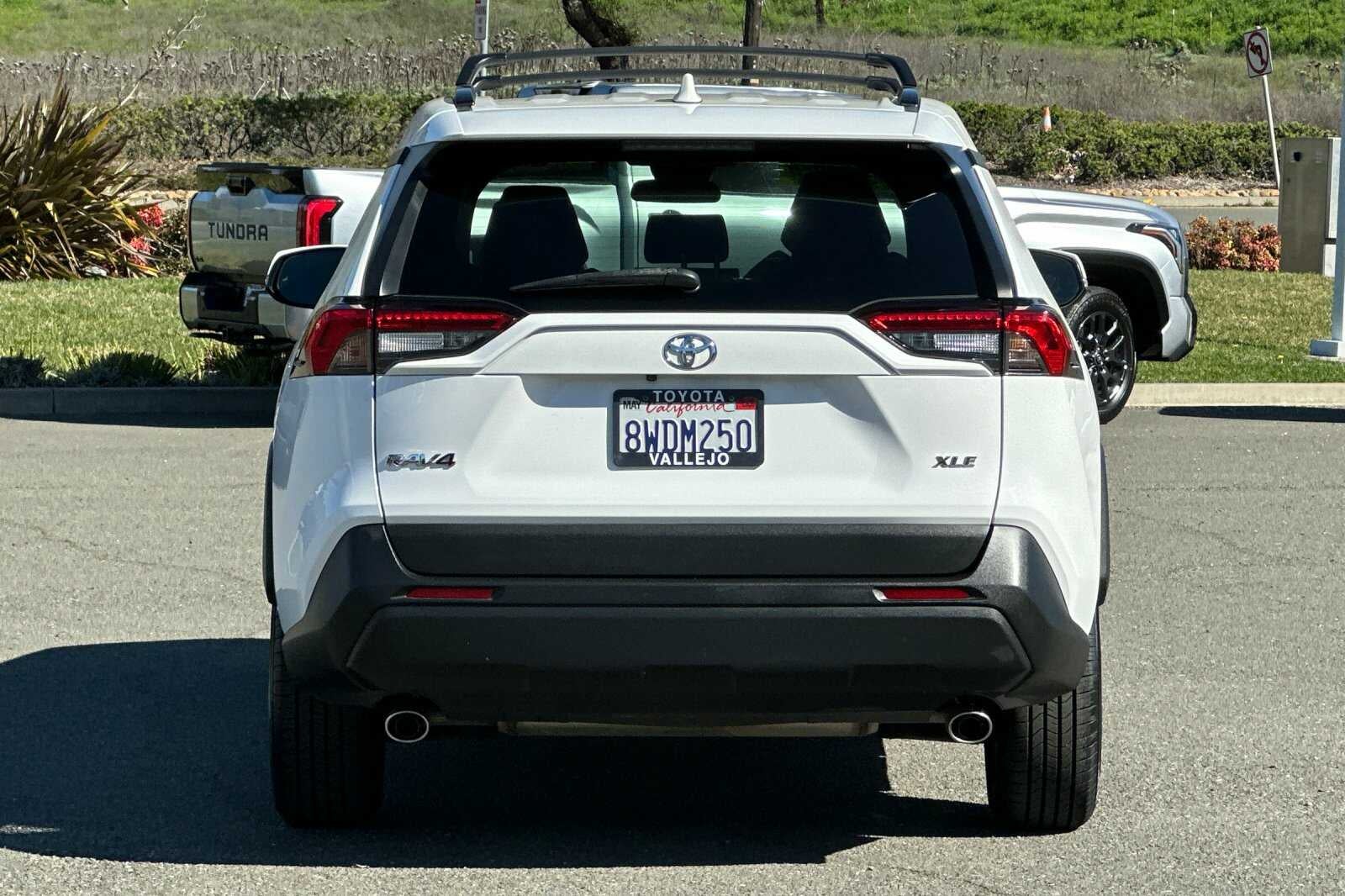 2021 Toyota RAV4 XLE 4D Sport Utility