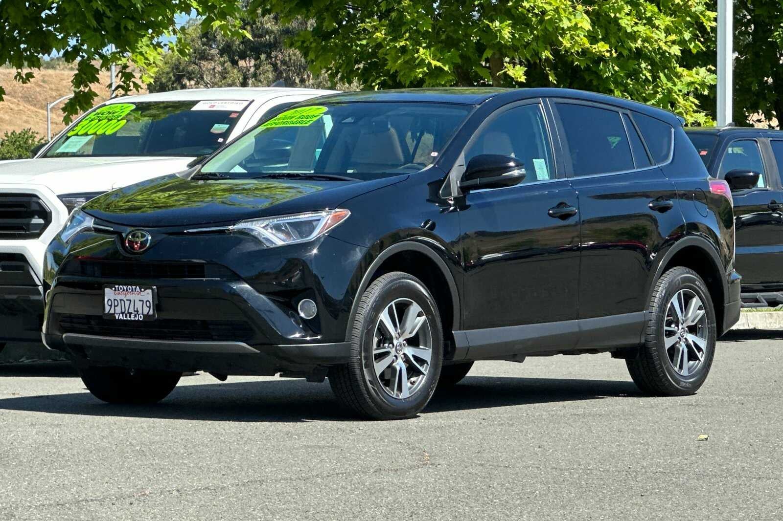2017 Toyota RAV4 XLE