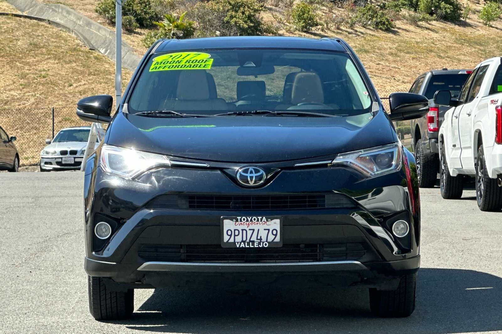 2017 Toyota RAV4 XLE