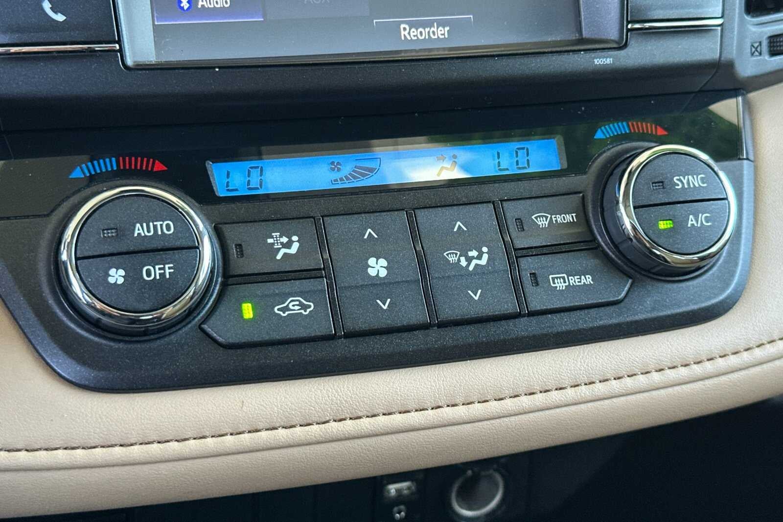 2017 Toyota RAV4 XLE