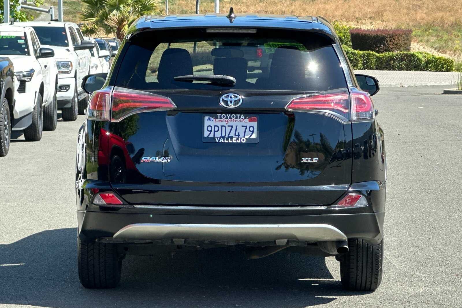 2017 Toyota RAV4 XLE