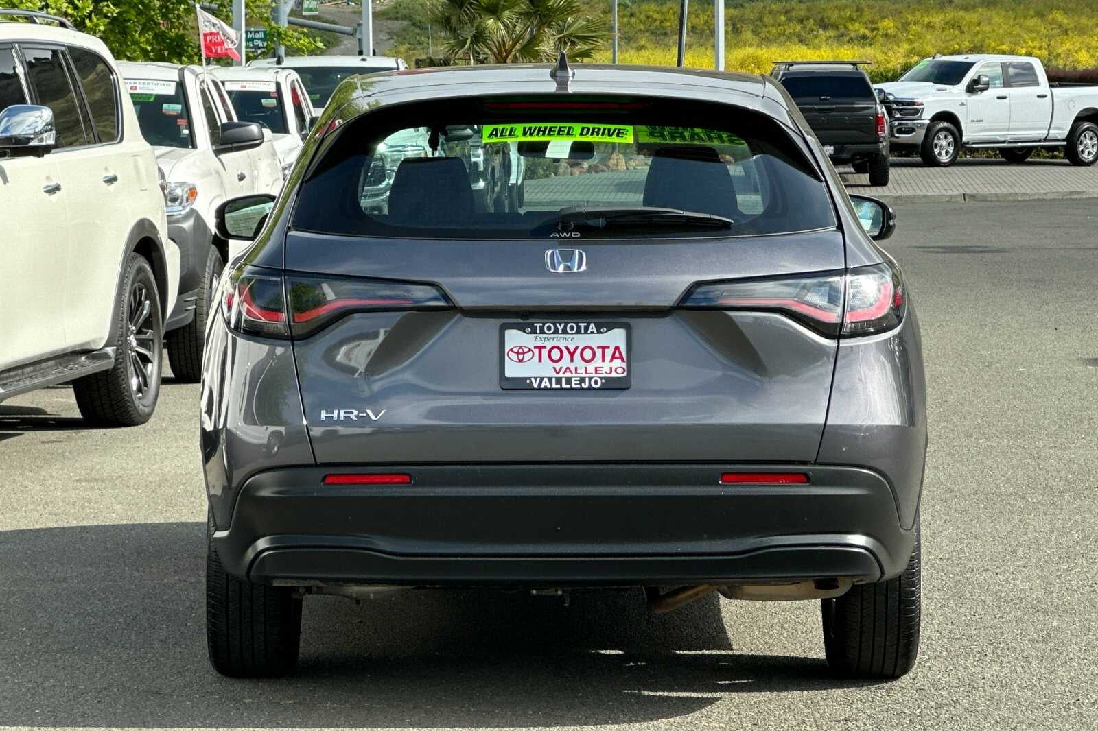 2025 Honda HR-V LX