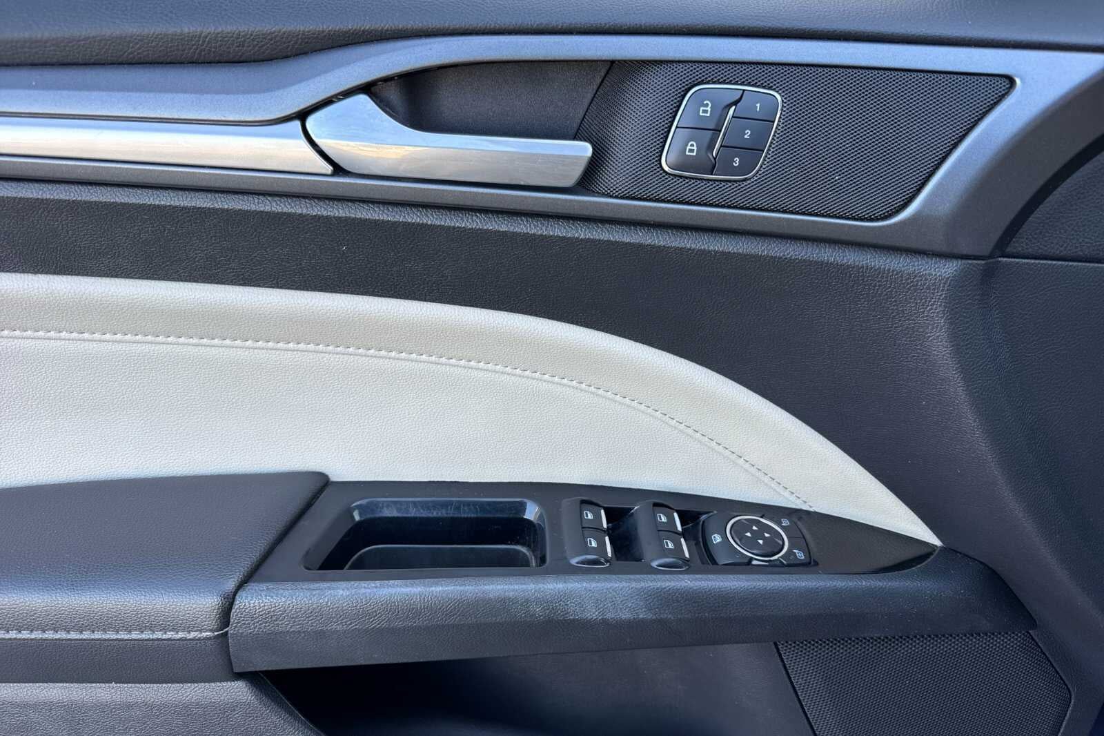 2014 Ford Fusion Energi Titanium