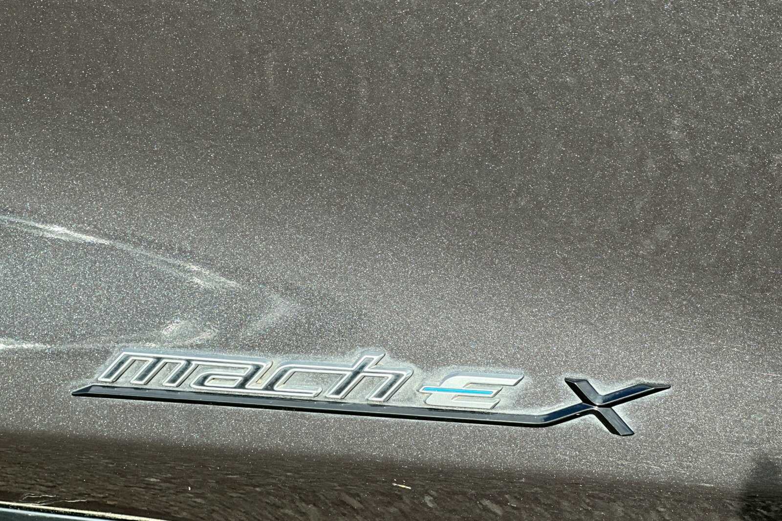 2022 Ford Mustang Mach-E California Route 1