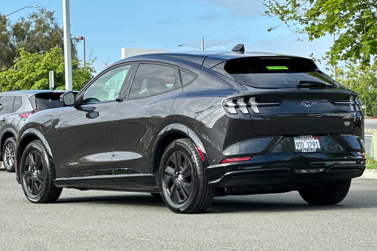 2022 Ford Mustang Mach-E California Route 1