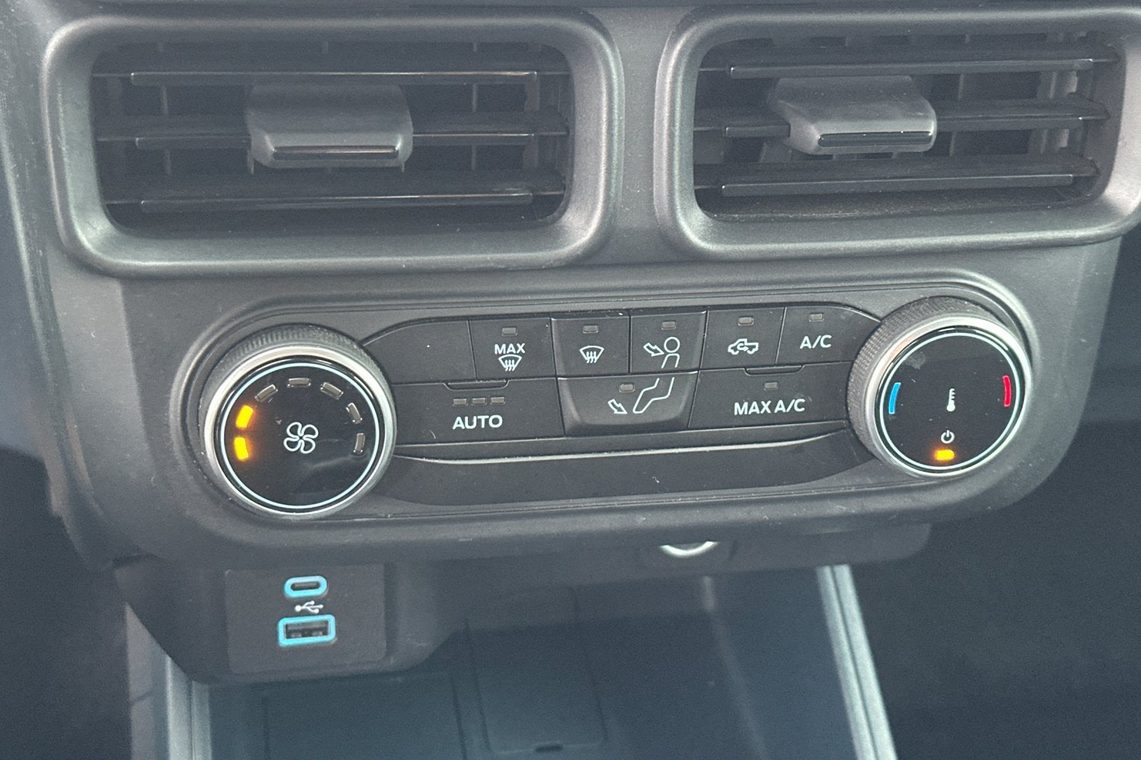 2024 Ford Maverick XL