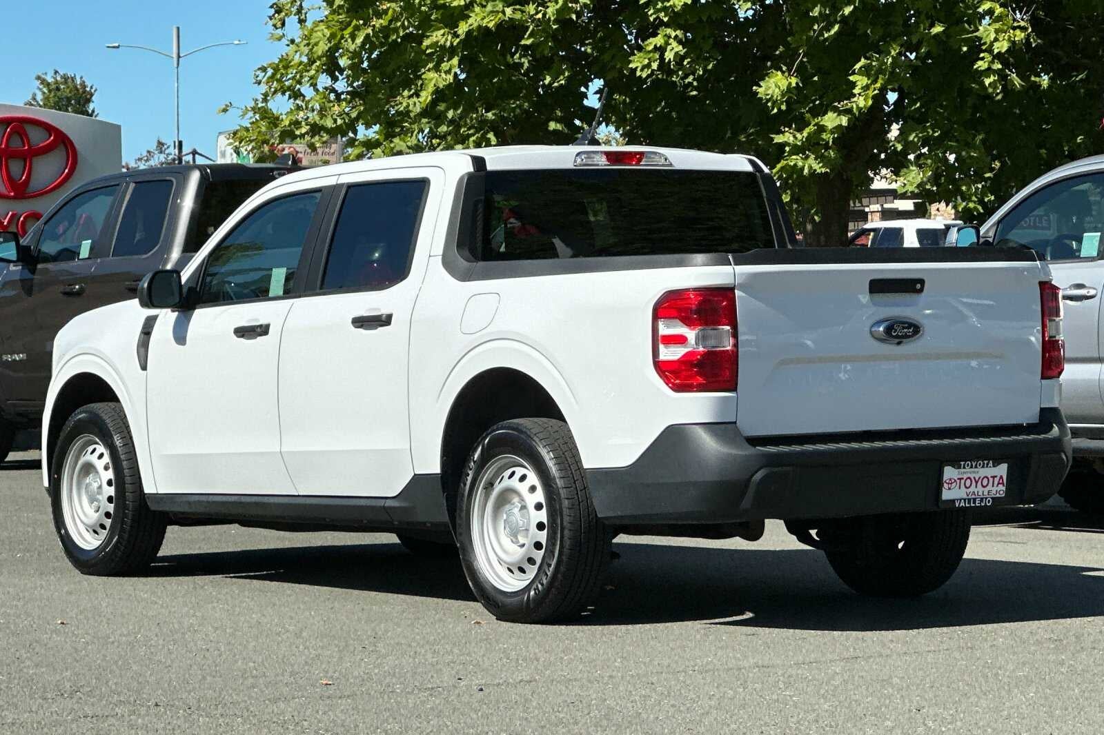 2023 Ford Maverick XL