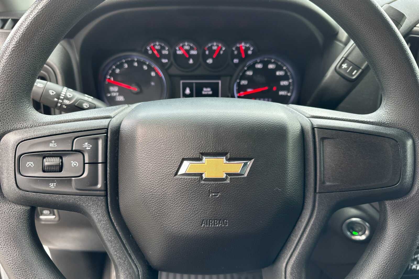 2022 Chevrolet Silverado 1500 Custom