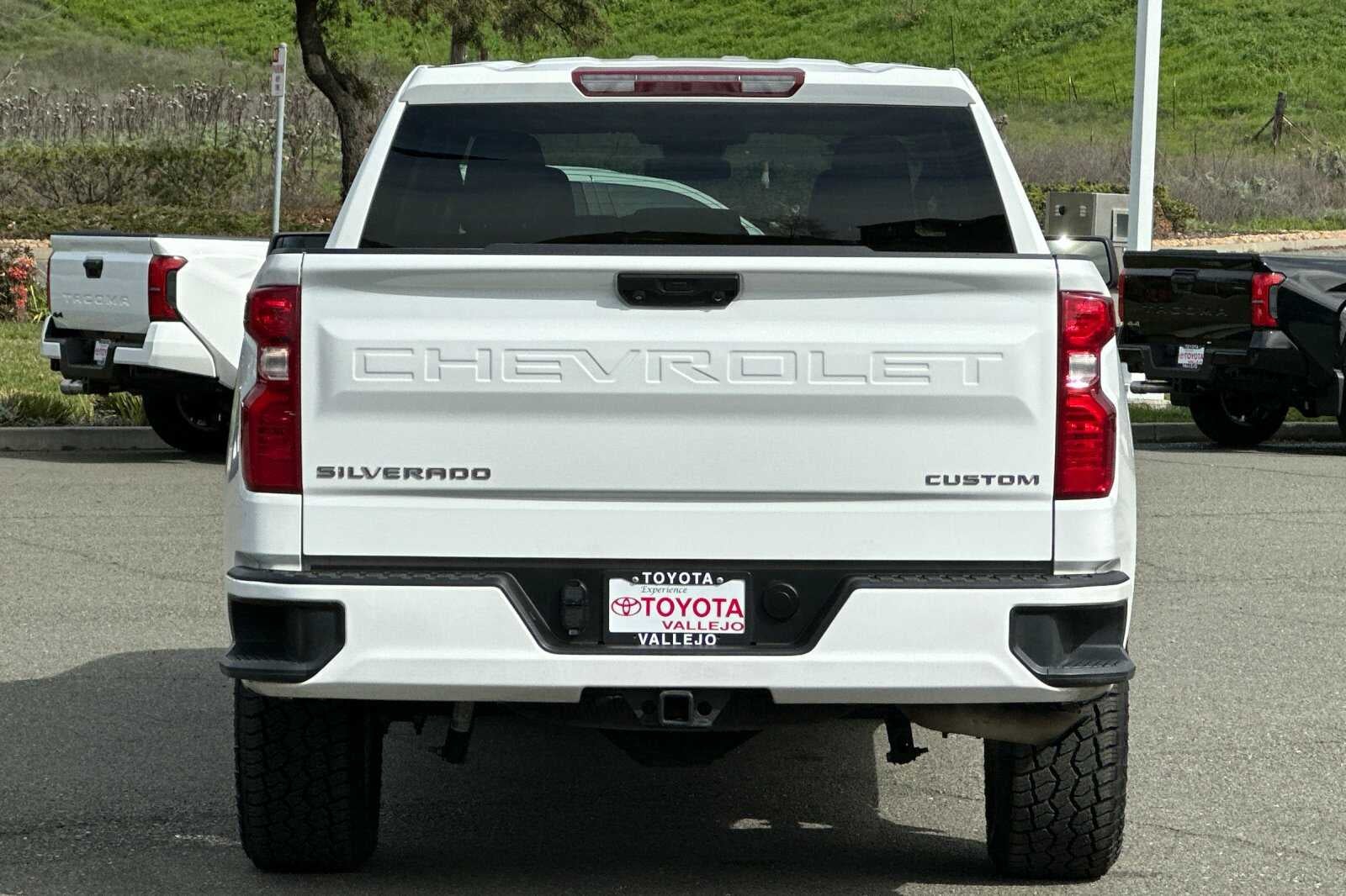 2022 Chevrolet Silverado 1500 Custom