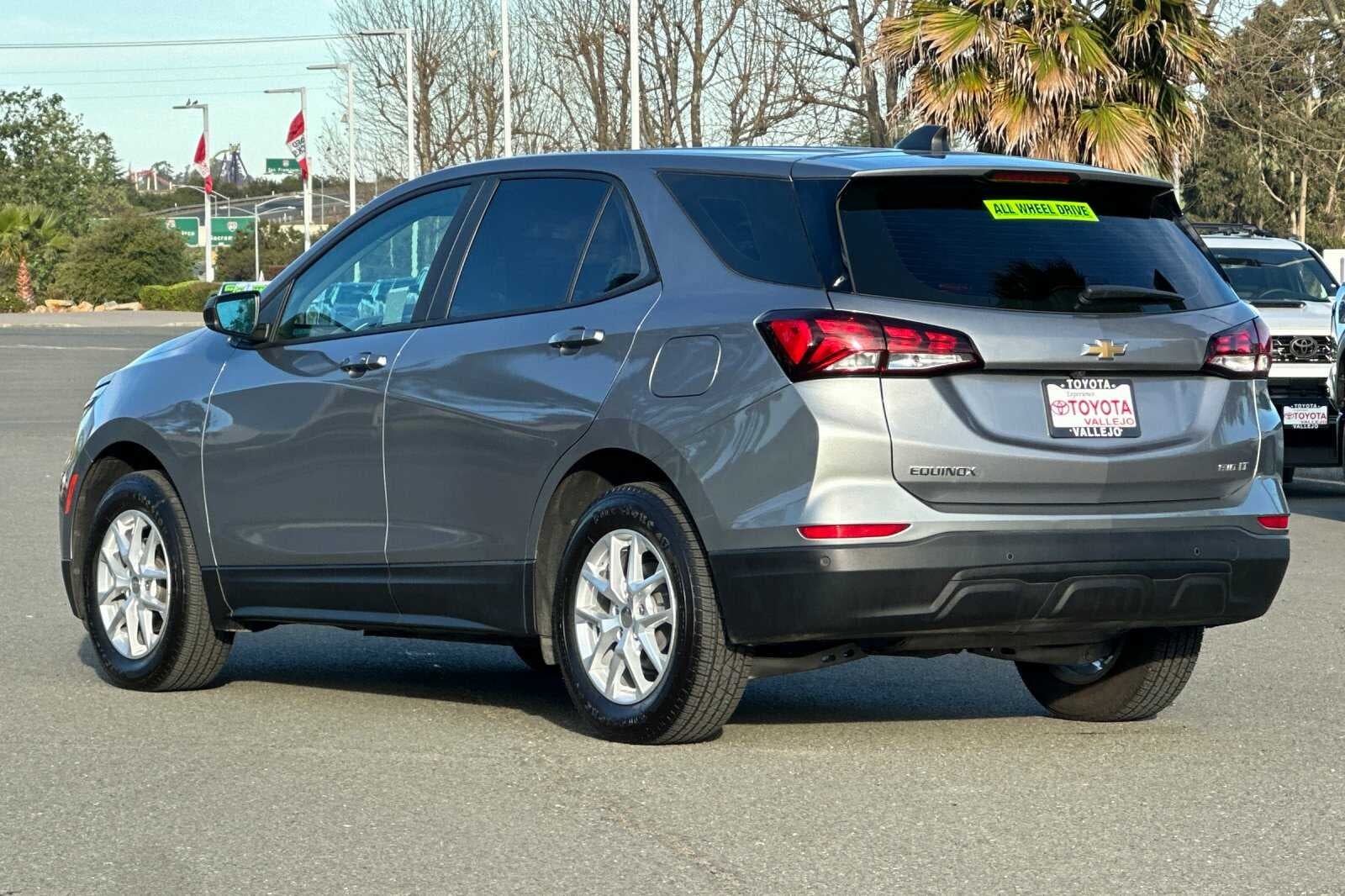 2024 Chevrolet Equinox LS