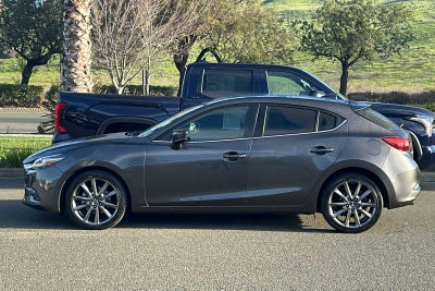 2018 Mazda Mazda3 5-Door Grand Touring