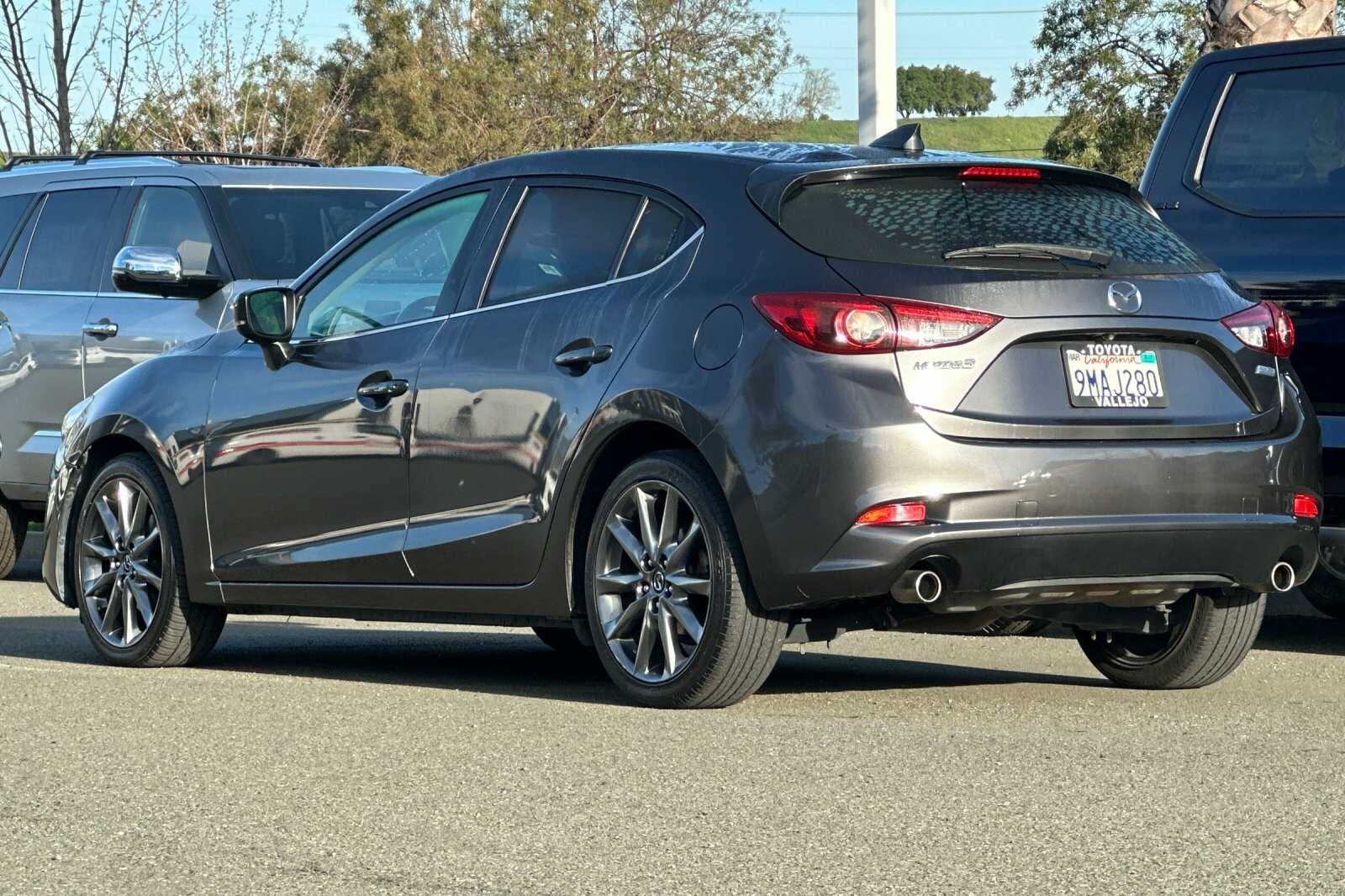2018 Mazda Mazda3 5-Door Grand Touring