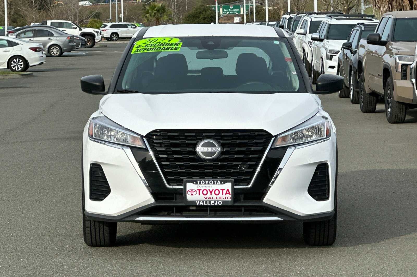 2023 Nissan Kicks S