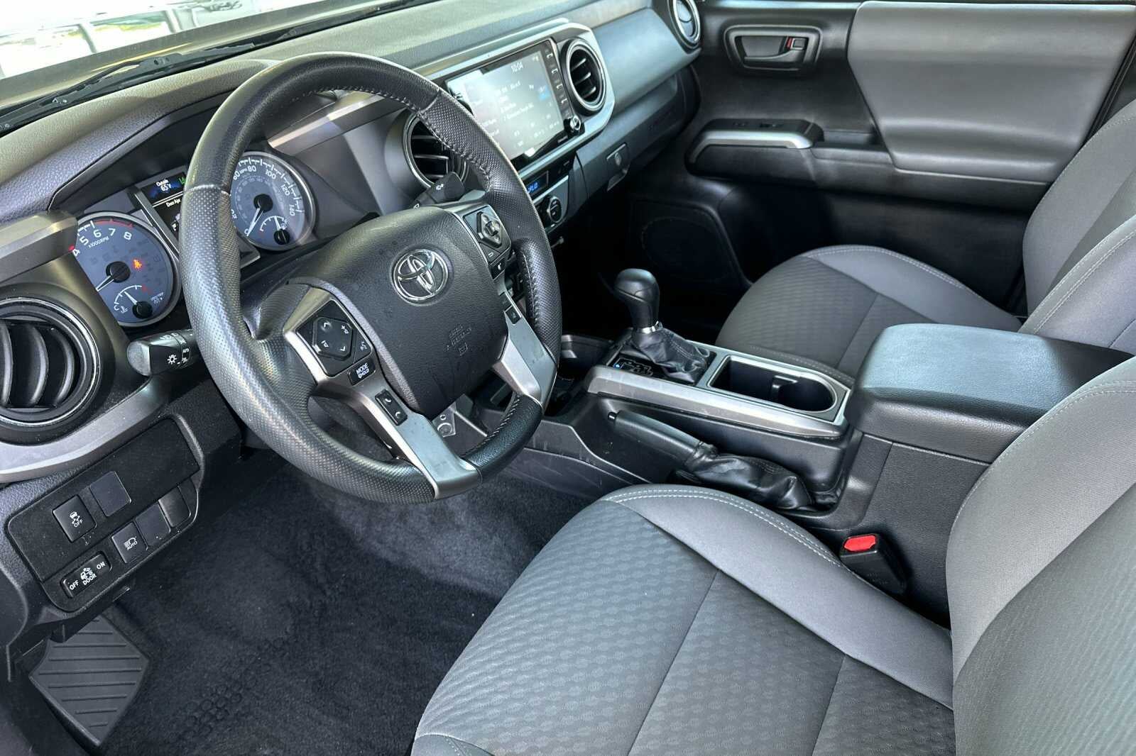 2021 Toyota Tacoma 2WD SR5 4D Double Cab