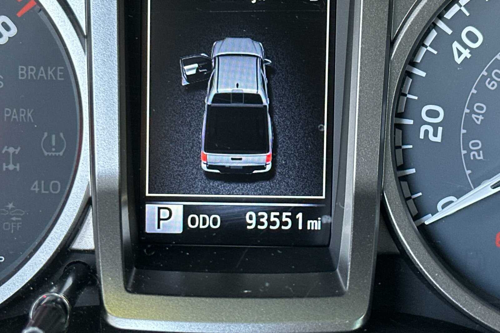 2021 Toyota Tacoma 2WD SR5 4D Double Cab