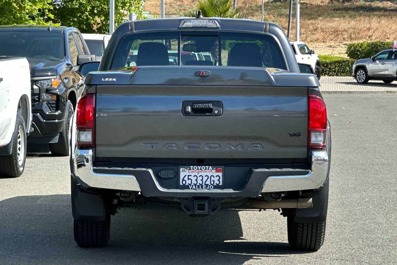 2021 Toyota Tacoma 2WD SR5 4D Double Cab
