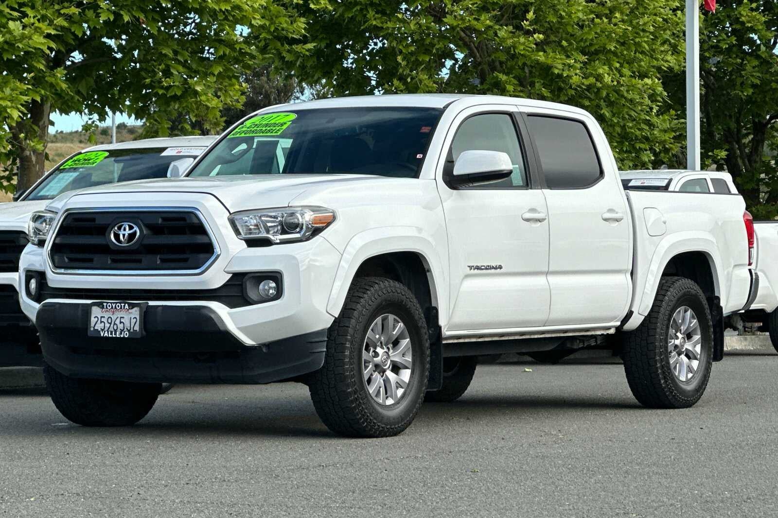2017 Toyota Tacoma Automatic SR5