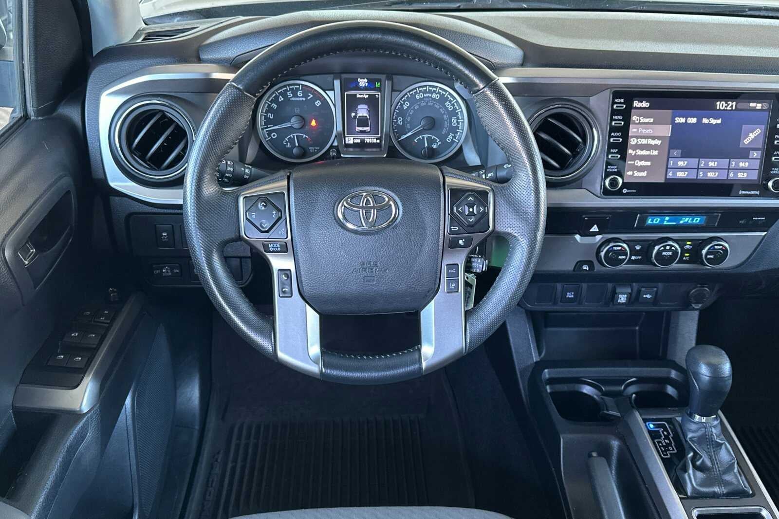 2022 Toyota Tacoma 2WD SR5 4D Double Cab
