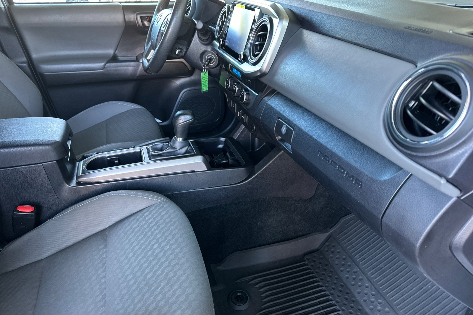2022 Toyota Tacoma 2WD SR5 4D Double Cab