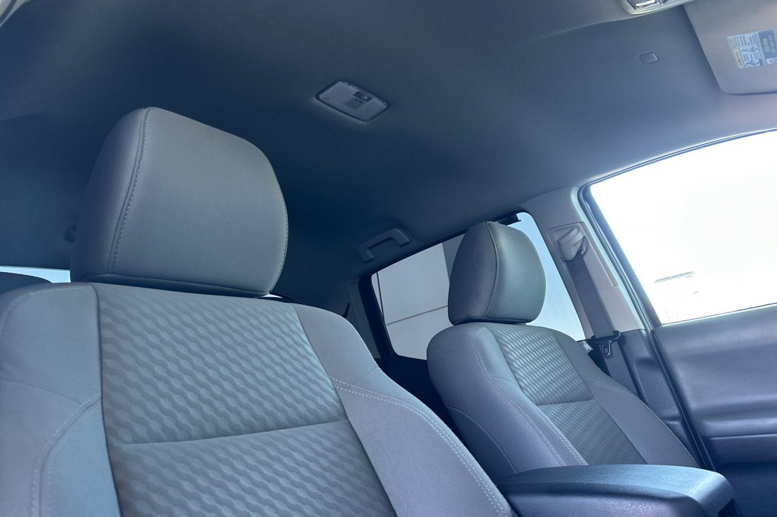 2022 Toyota Tacoma 2WD SR5 4D Double Cab