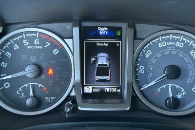2022 Toyota Tacoma 2WD SR5 4D Double Cab