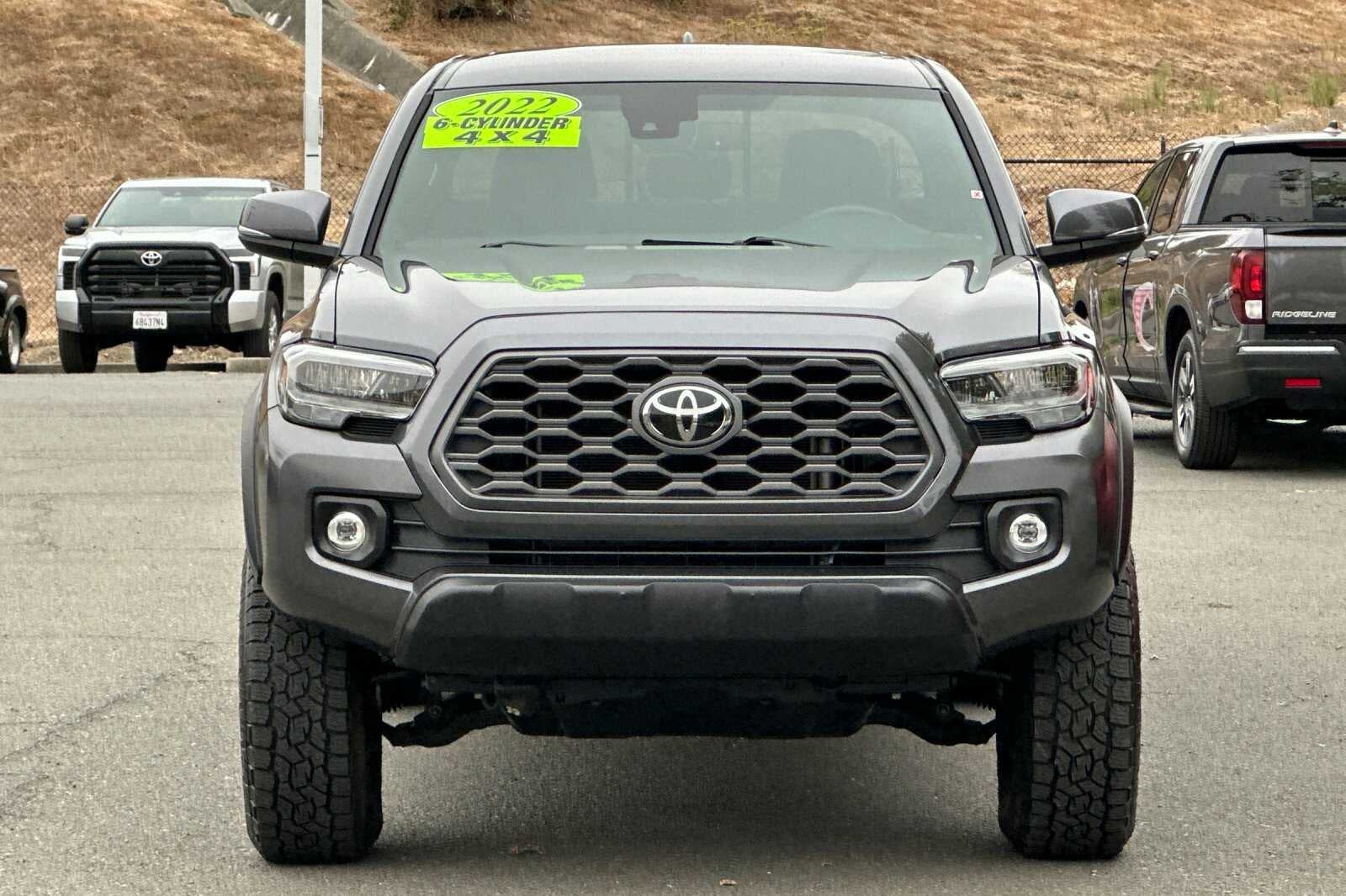 2022 Toyota Tacoma 4WD TRD Off-Road 4D Double Cab