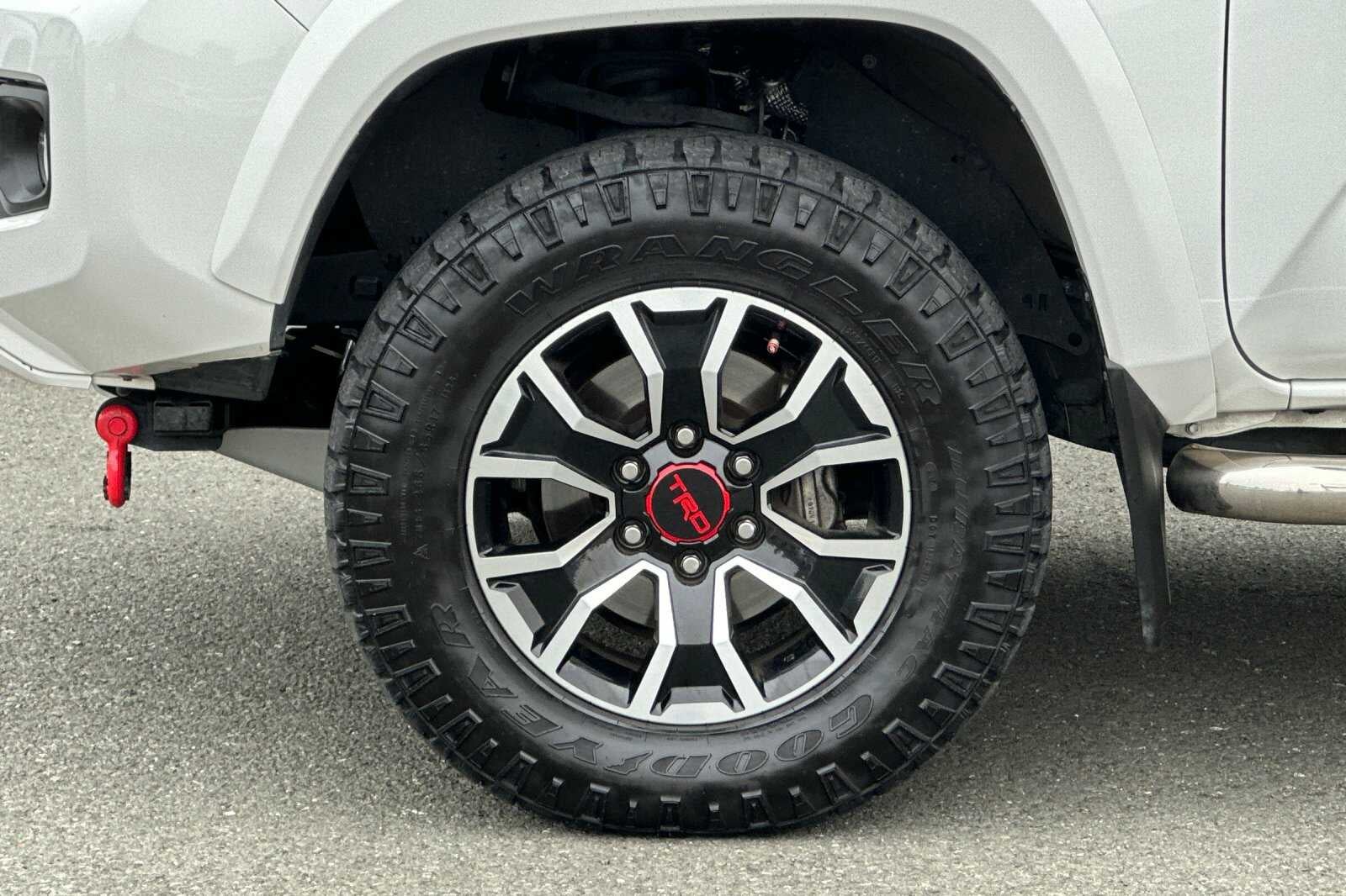 2021 Toyota Tacoma 4WD TRD Sport 4D Double Cab