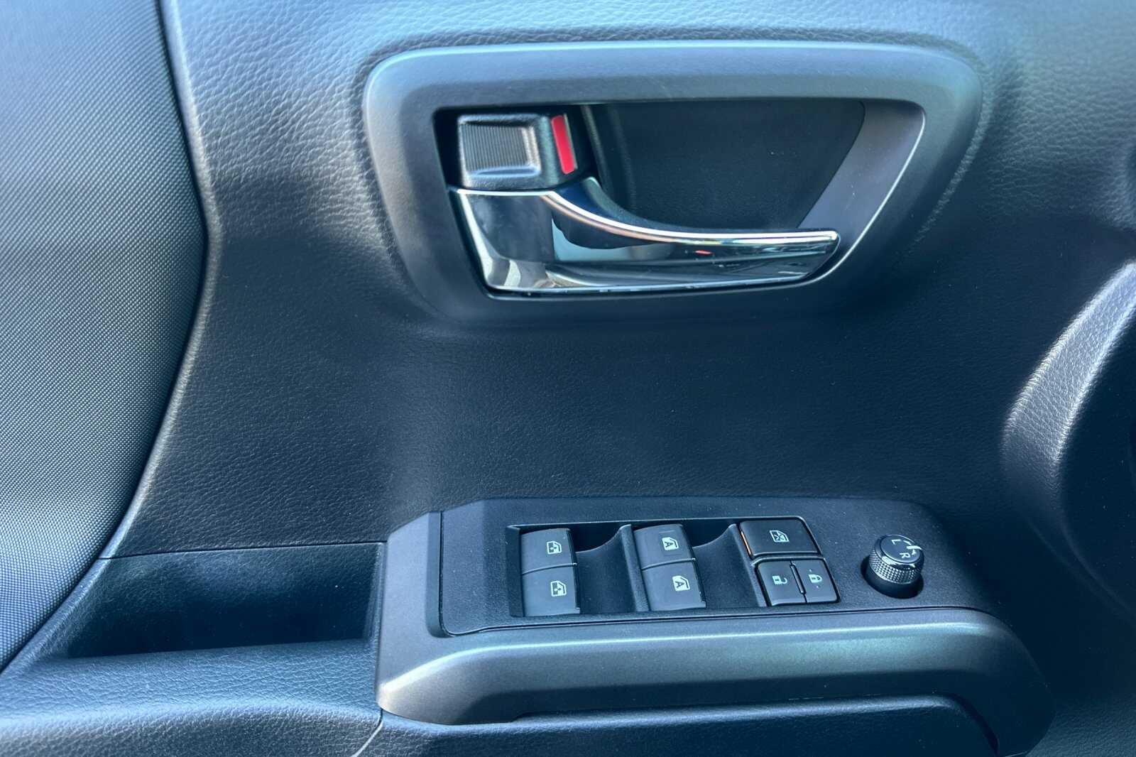 2021 Toyota Tacoma 4WD TRD Off-Road 4D Double Cab