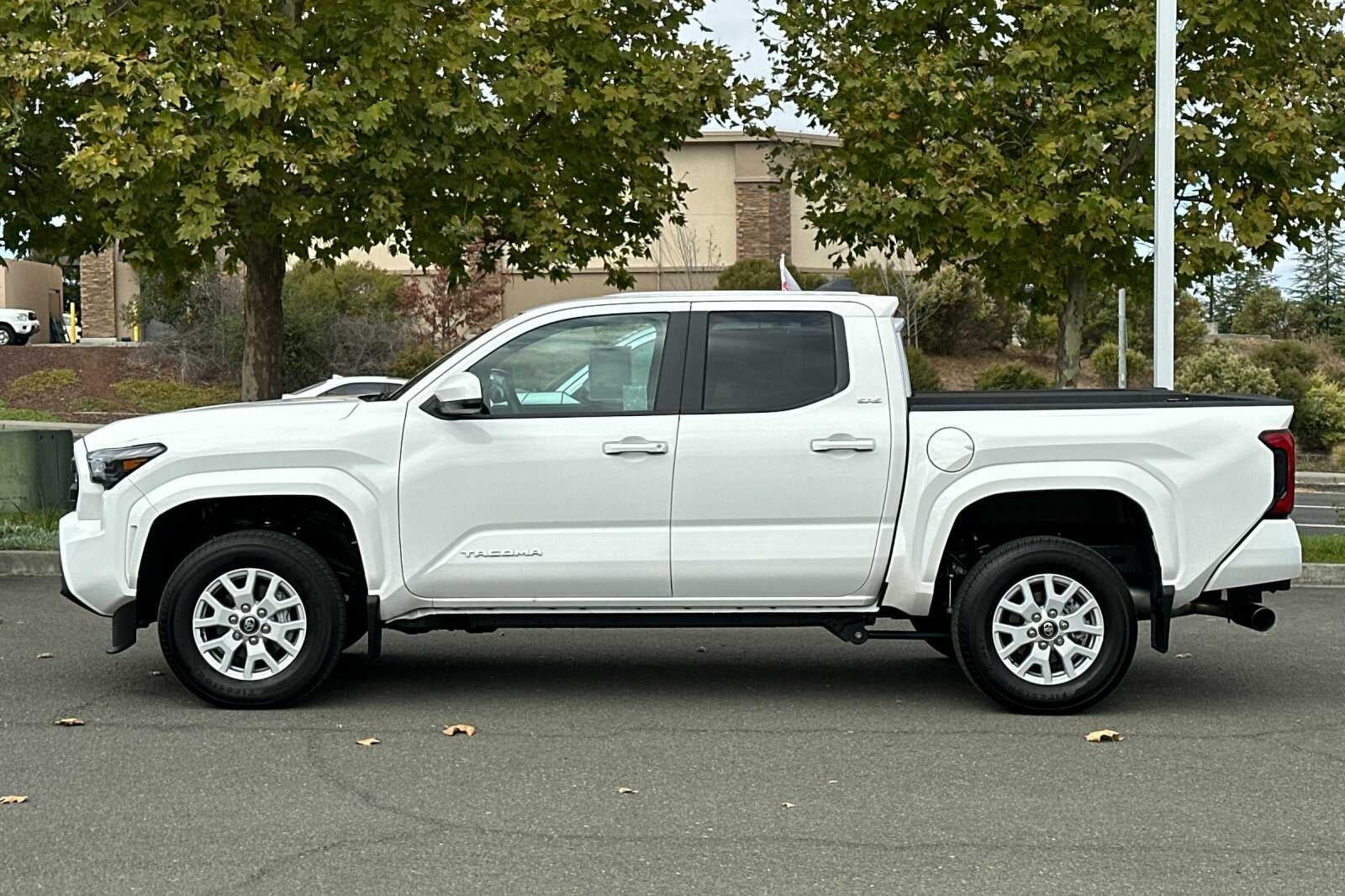 2026 Toyota Tacoma 2WD SR5 4D Double Cab
