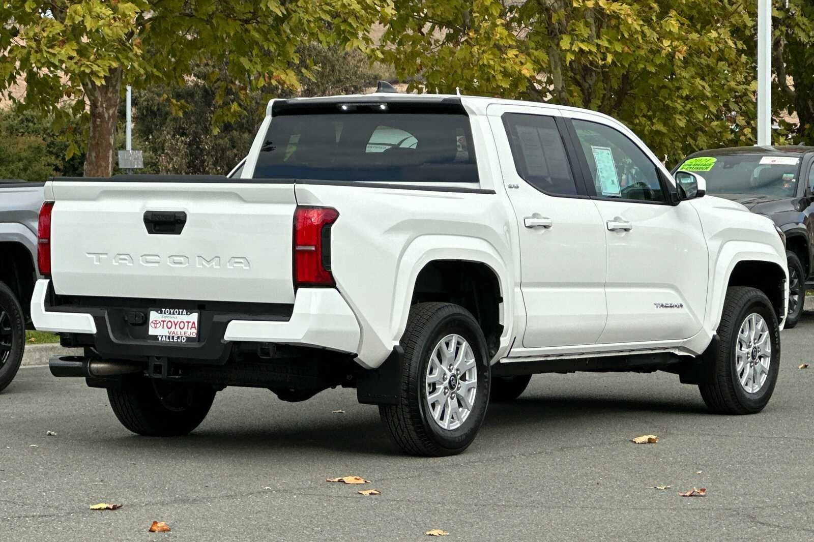 2026 Toyota Tacoma 2WD SR5 4D Double Cab