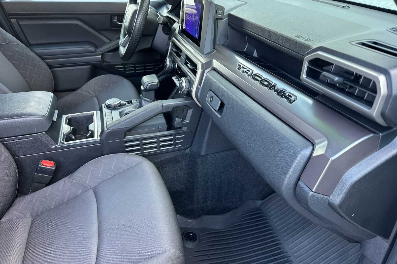 2025 Toyota Tacoma 4WD SR5 4D Double Cab