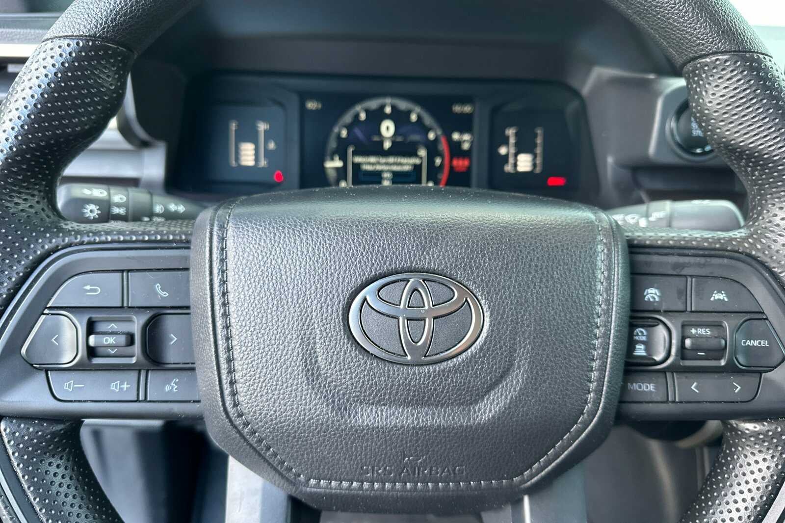 2025 Toyota Tacoma 4WD SR5 4D Double Cab