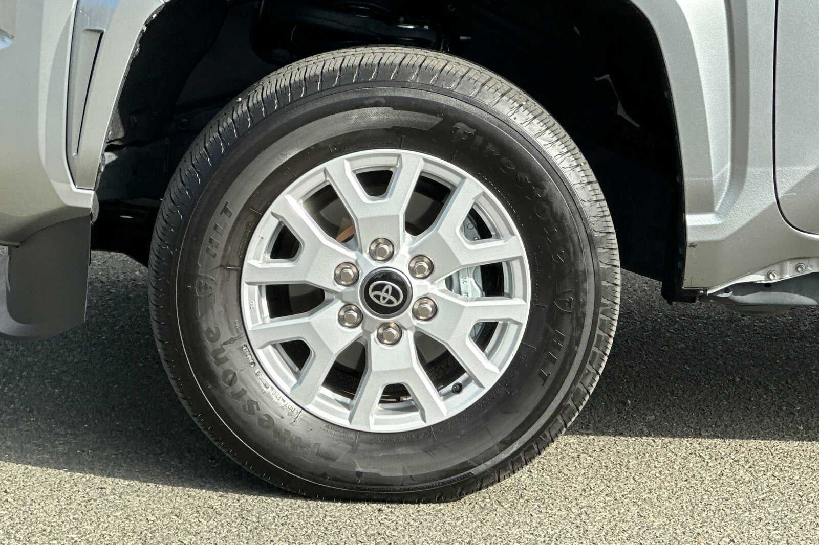 2025 Toyota Tacoma 4WD SR5 4D Double Cab