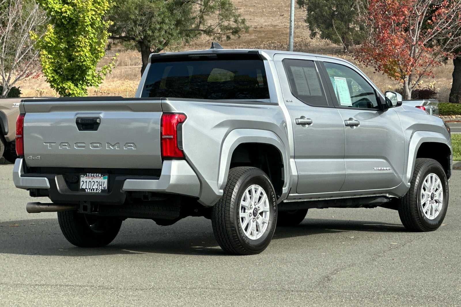 2025 Toyota Tacoma 4WD SR5 4D Double Cab