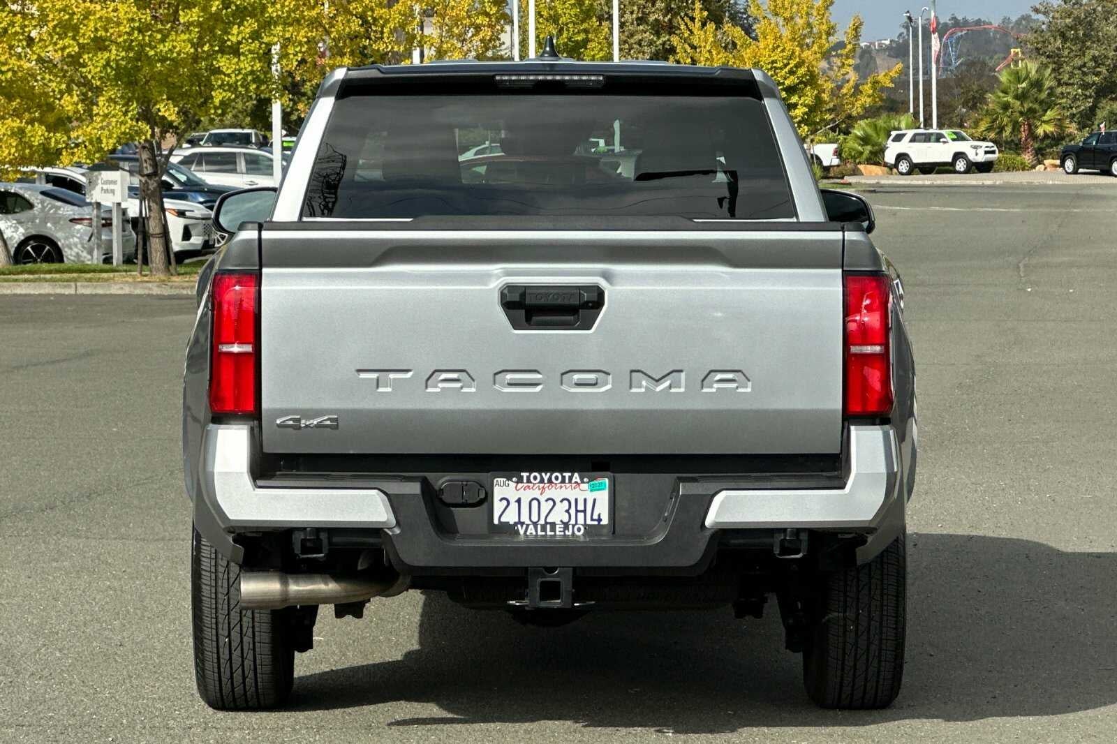 2025 Toyota Tacoma 4WD SR5 4D Double Cab