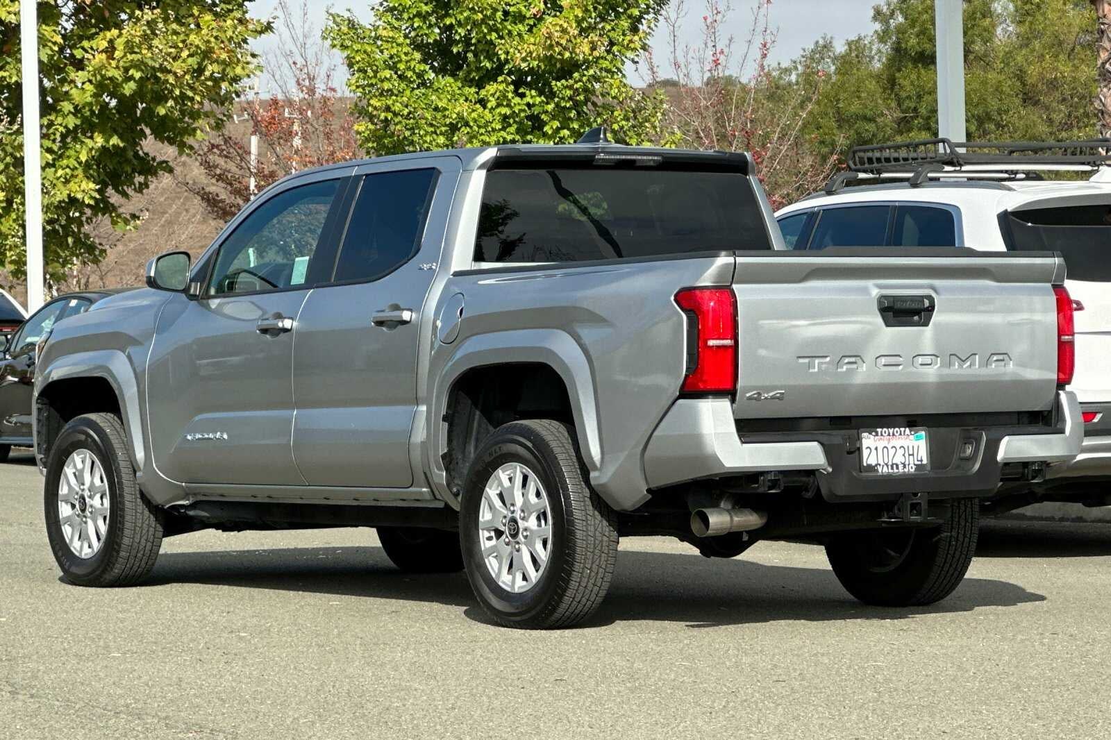 2025 Toyota Tacoma 4WD SR5 4D Double Cab