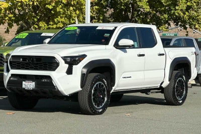 2026 Toyota Tacoma 4WD TRD Off-Road 4D Double Cab