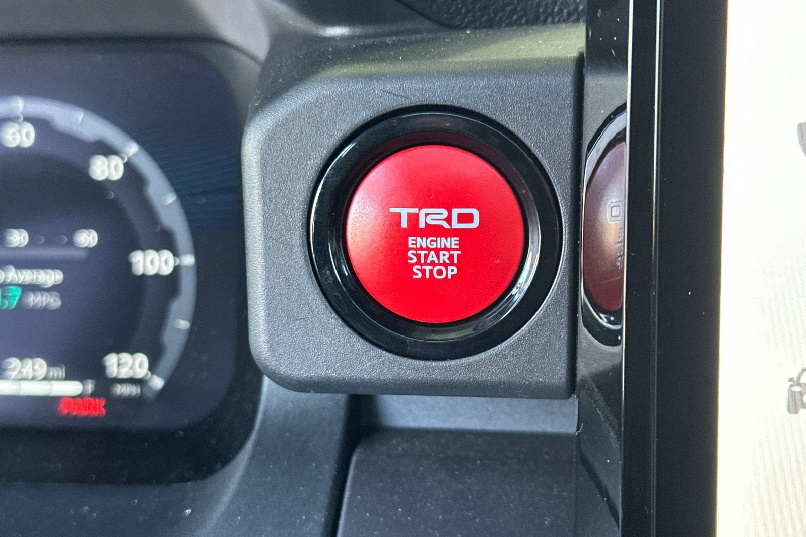 2026 Toyota Tacoma 4WD TRD Off-Road 4D Double Cab