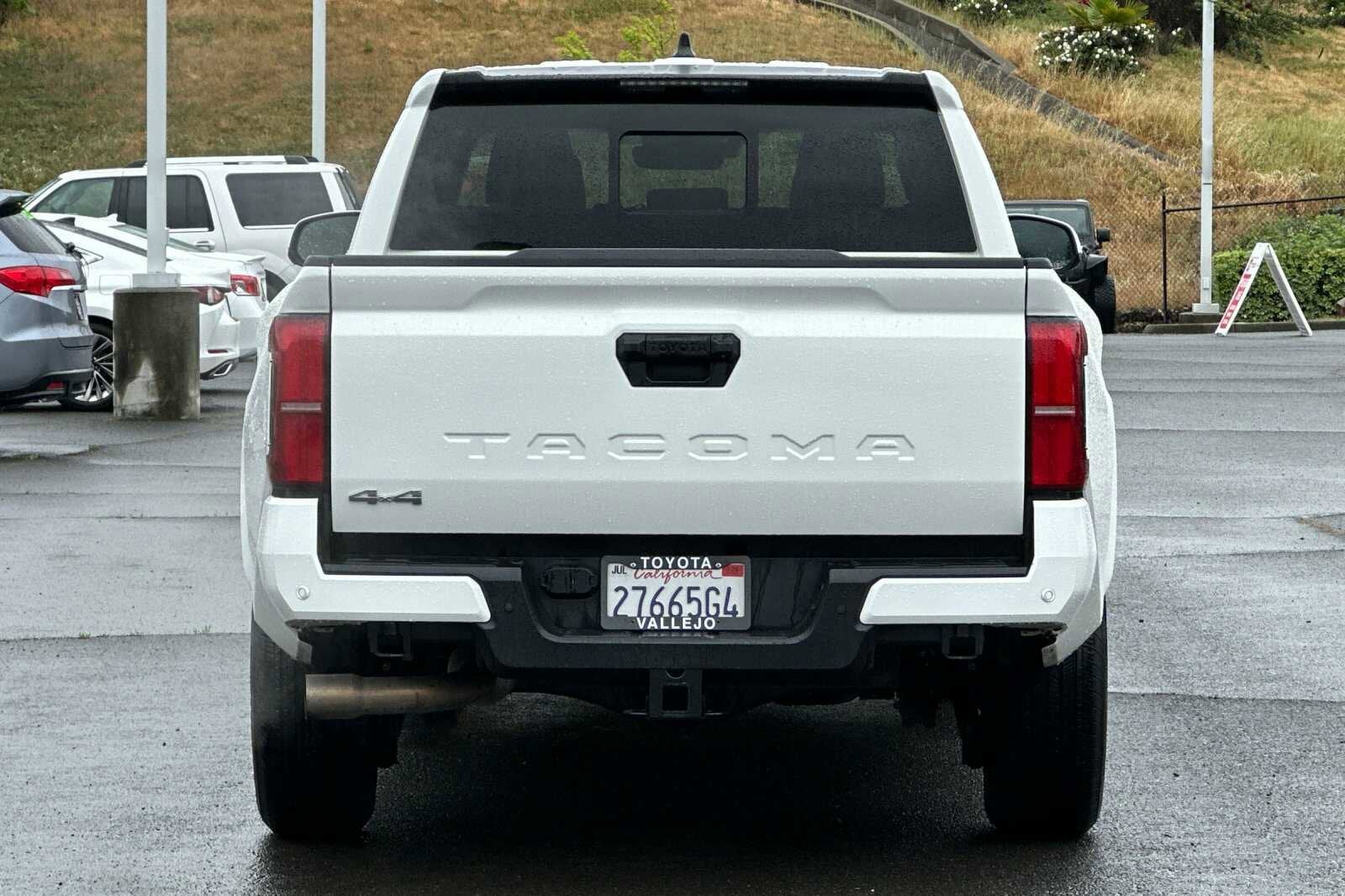 2025 Toyota Tacoma 4WD SR5 4D Double Cab