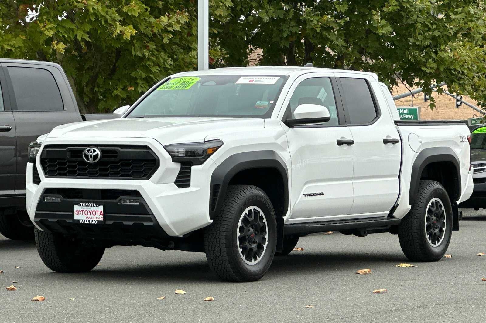 2025 Toyota Tacoma 4WD TRD Off-Road 4D Double Cab